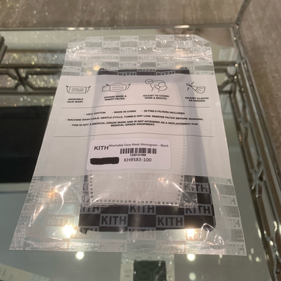 Kith facemask face mask in store exclusive soldout - Picture 3 of 4